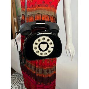 Retro Black & White Telephone Handbag With Heart Dial & Functional Cord
